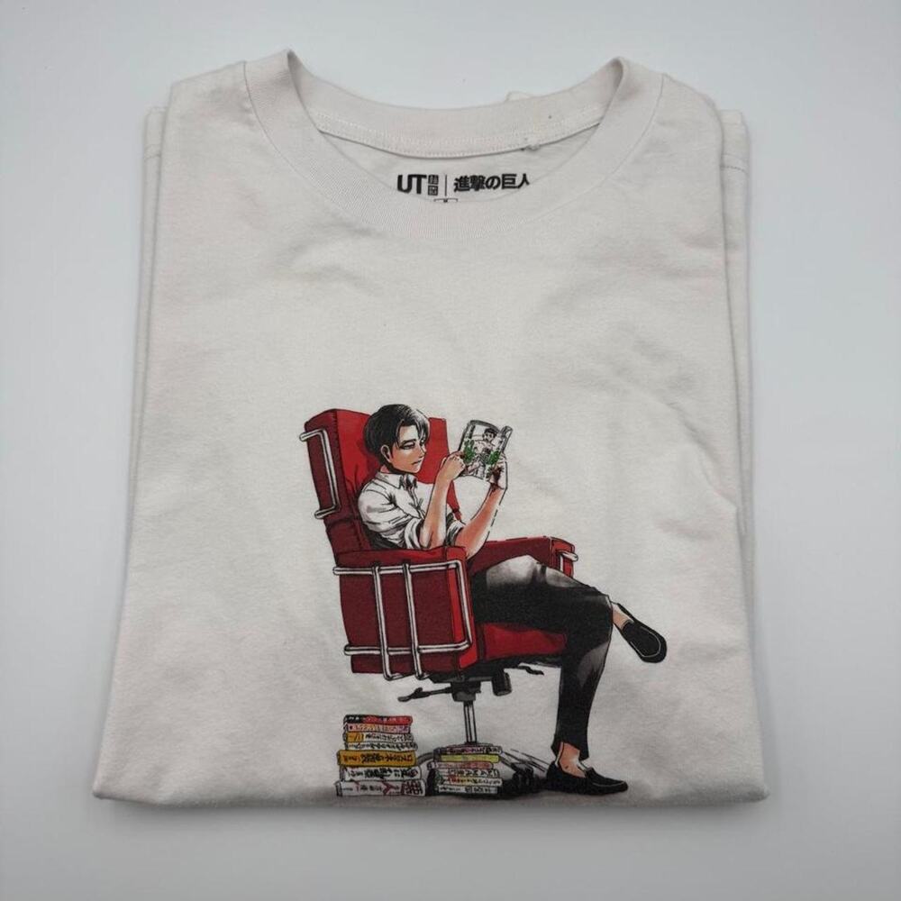 UNIQLO UT X Attack on Titan Levi Ackerman Graphic Licensed Shirt Size Medium.